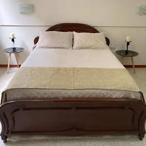 Habitación en casa particular Independiente, Guayaquil
