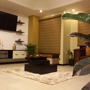  Apartamento Departamento 2b En La Victoria Ecuador